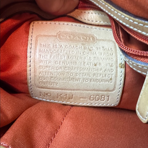 Coach Signature Brown and Tan Shoulder Bag - Picture 4 of 5